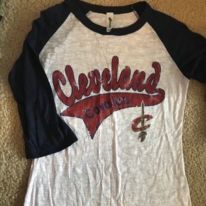 Cleveland Cavs shirt